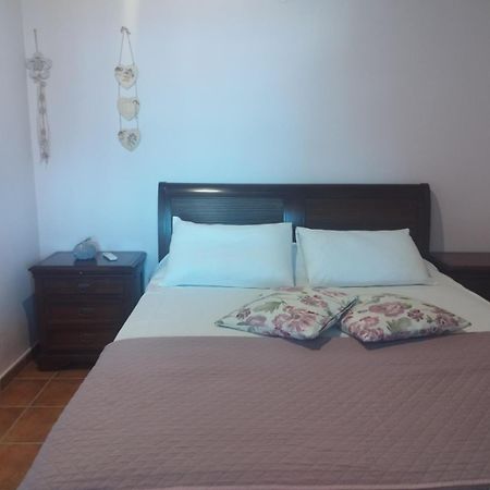Elouthia Residence With Sea View And Hot Tub ชูสท์ซูโรส ภายนอก รูปภาพ